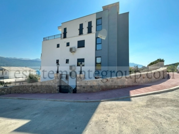 Dvosoban stan 77 m² – Krašići, Tivat — fotografija 2