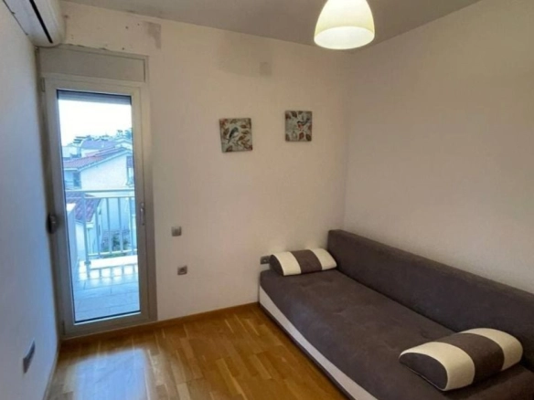 Trosoban stan 91 m² – Rozino, Budva — fotografija 12