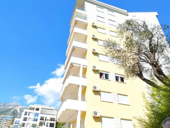 Trosoban stan 83 m² – Rafailovići, Budva — fotografija 3