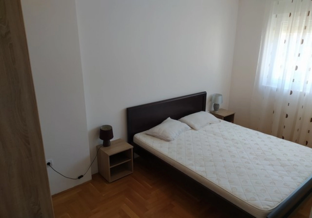 Trosoban-stan-s-pogledom-na-more-Rafailovici-Budva-10 Trosoban stan 83 m² – Rafailovići, Budva — fotografija 11