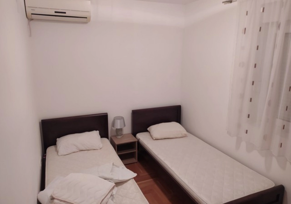 Trosoban-stan-s-pogledom-na-more-Rafailovici-Budva-11 Trosoban stan 83 m² – Rafailovići, Budva — fotografija 12
