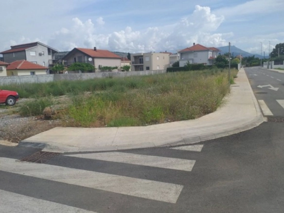 Urbanizovan plac u Staroj Varoši