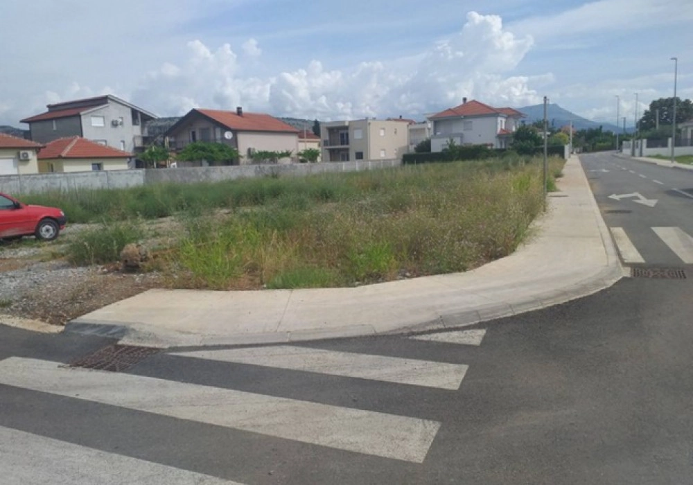 Urbanizovan-plac-u-Staroj-Varosi-Podgorica Urbanizovan plac u Staroj Varoši