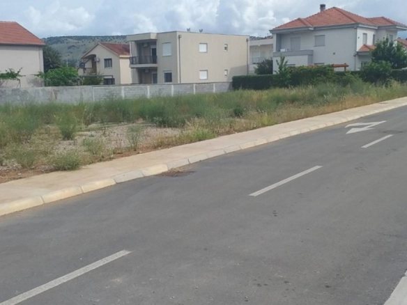 Plac 932 m² – Stara Varoš, Podgorica — fotografija 3
