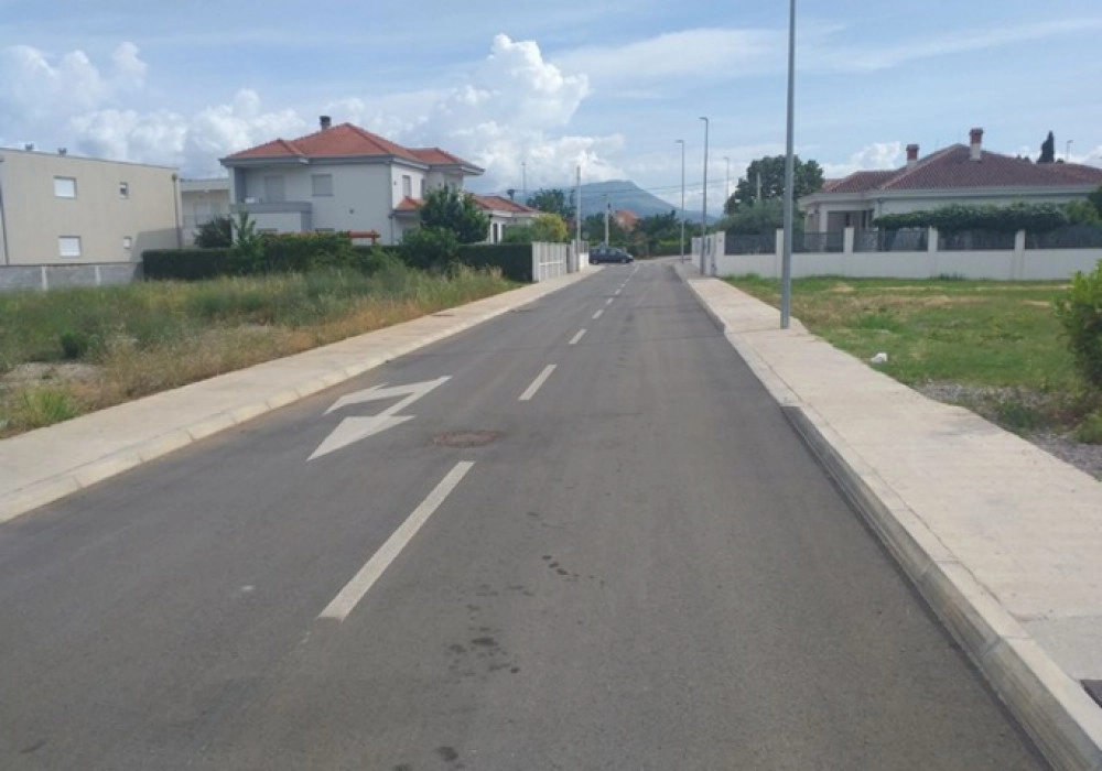 Urbanizovan-plac-u-Staroj-Varosi-Podgorica-13 Plac 932 m² – Stara Varoš, Podgorica — fotografija 14