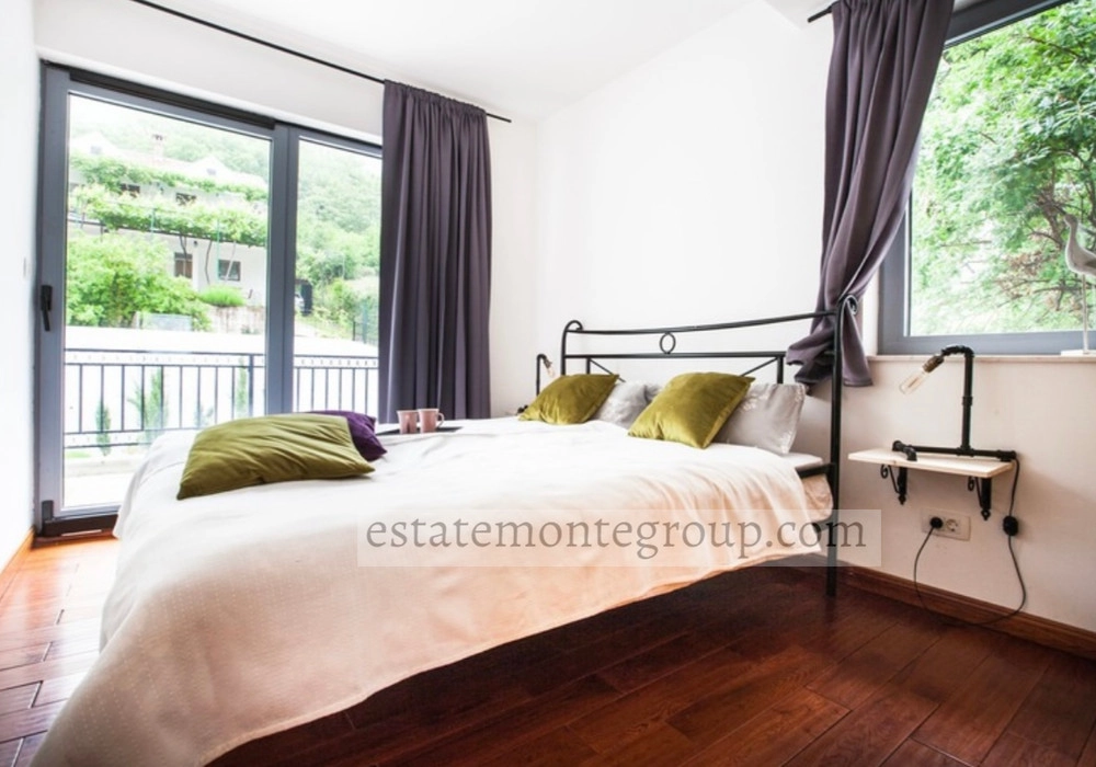 Dvosoban-stan-sa-bazenom-u-Risnu-Kotor-3 Dvosoban stan 500 m² – Risan, Kotor — fotografija 4