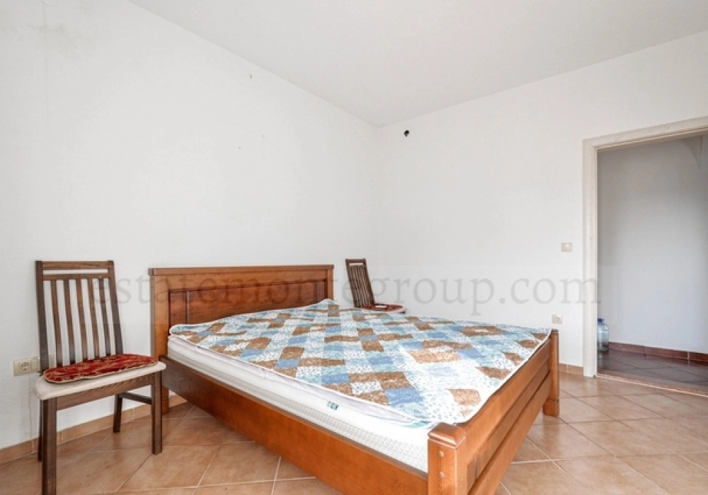 Trosoban-stan-s-terasom-u-Gorici-Tivat-9 Trosoban stan 200 m² – Mažina, Tivat — fotografija 10