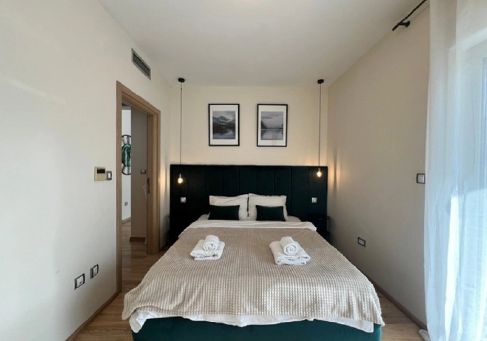 Dvosoban-stan-sa-bazenom-u-Dobroti-Kotor-11 Dvosoban stan 75 m² – Dobrota, Kotor — fotografija 12