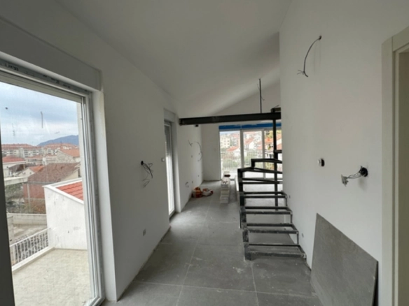 Jednosoban stan 96 m² – Donja Lastva, Tivat — fotografija 8