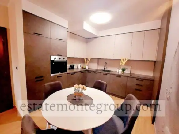 Dvosoban stan 92 m² – Rafailovići, Budva — fotografija 6