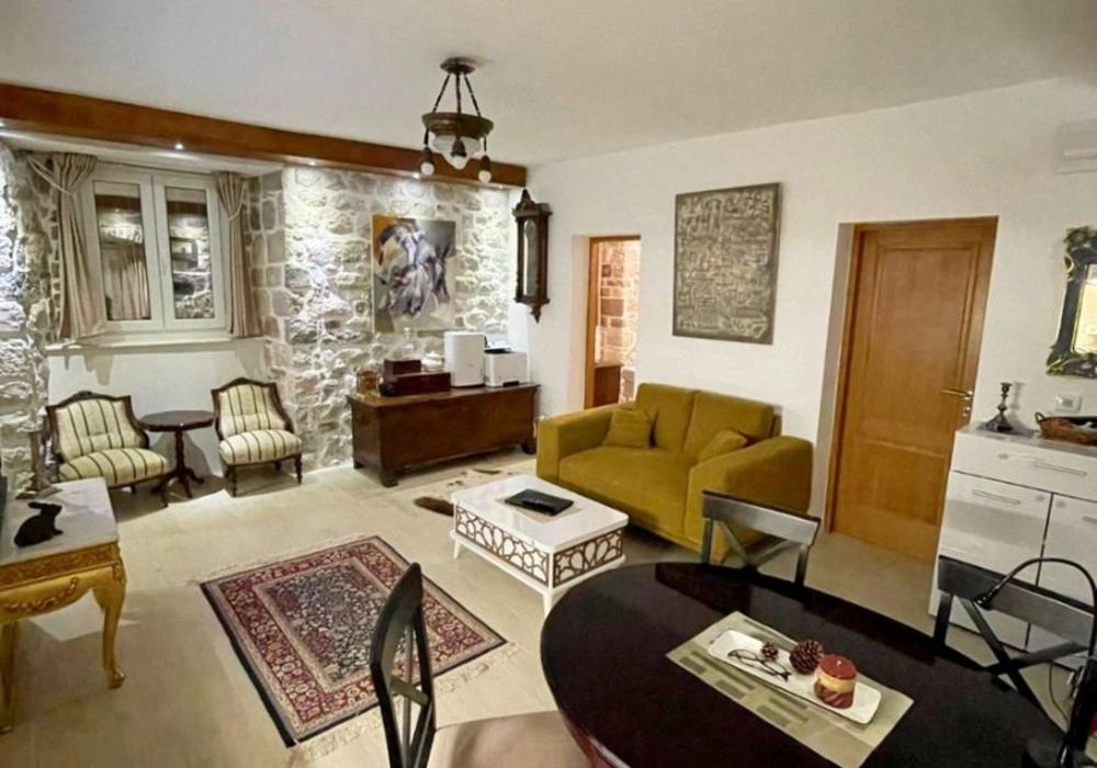 Trosoban stan 70 m² – Prčanj, Kotor — fotografija 2
