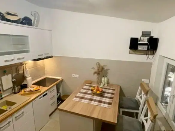Trosoban stan 70 m² – Prčanj, Kotor — fotografija 12
