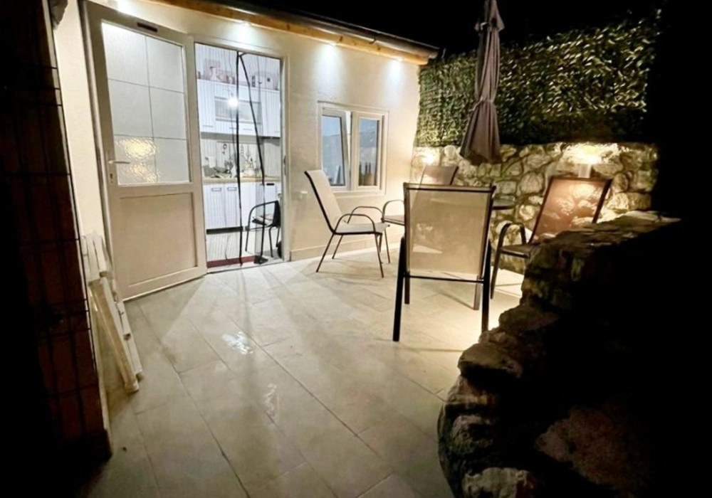 Trosoban stan 70 m² – Prčanj, Kotor — fotografija 15