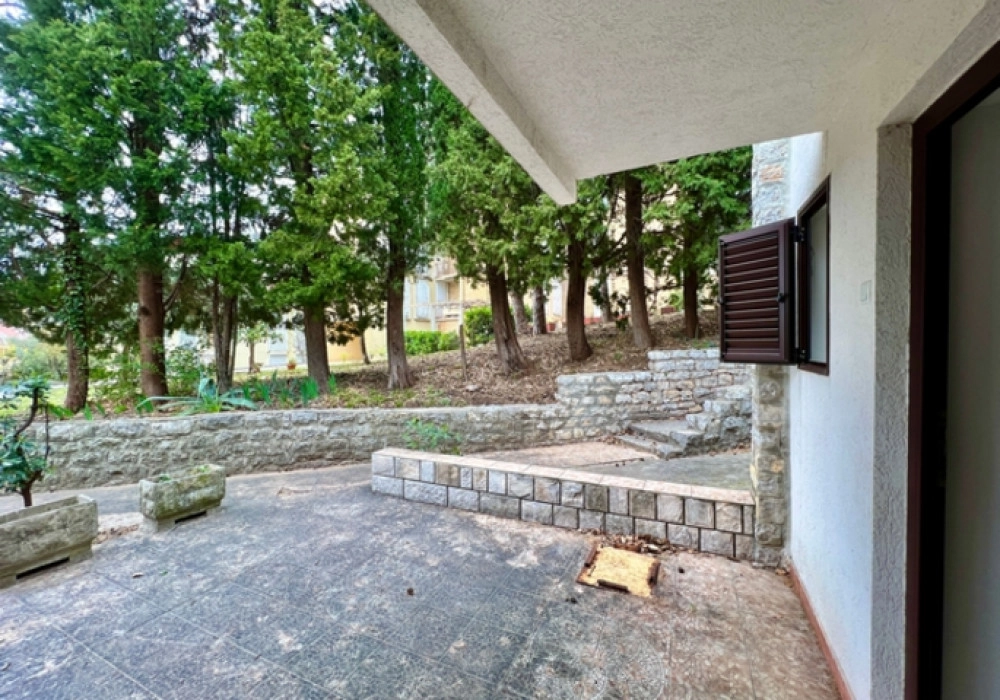 Kuca-sa-terasom-i-pogledom-na-more-u-Petrovcu-Budva-6 Kuća 75 m² – Petrovac, Budva — fotografija 7