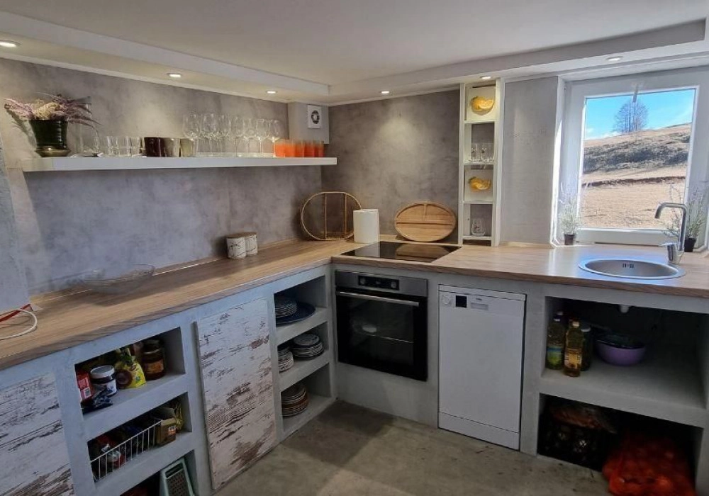Kuca-sa-pet-spavacih-soba-na-Zabljaku-Durmitor-11 Kuća 210 m² – Žabljak — fotografija 12