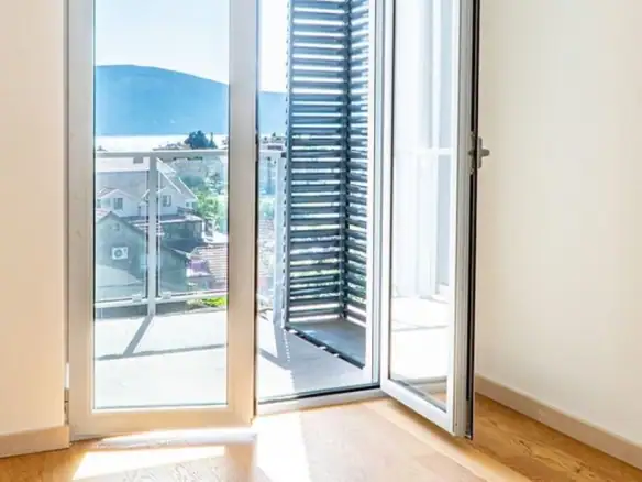 Dvosoban stan 89 m² – Mažina, Tivat — fotografija 2