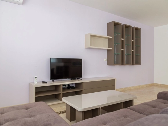 Jednosoban stan 94 m² – Bečići, Budva — fotografija 15