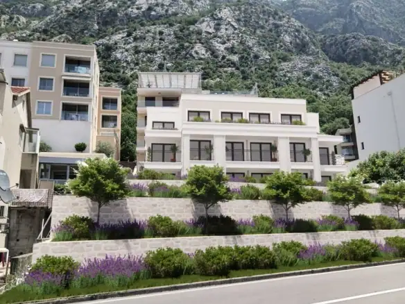 Dvosoban stan 73 m² – Dobrota, Kotor — fotografija 2