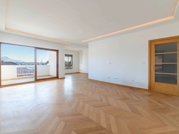 Trosoban stan 142 m² – Gorica C, Podgorica — fotografija 2