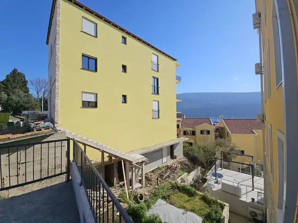 Jednosoban stan 45 m² – Đenovići, Herceg Novi — fotografija 9