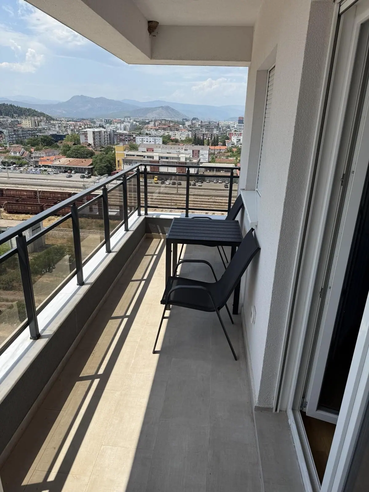 Dvosoban-stan-na-Starom-aerodromu-Podgorica-4 Izdavanje: Dvosoban stan 65 m² – Stari aerodrom, Podgorica — fotografija 5
