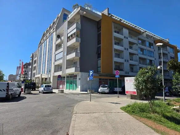 Jednosoban namješten stan u Pobrežju, Podgorica — fotografija 6