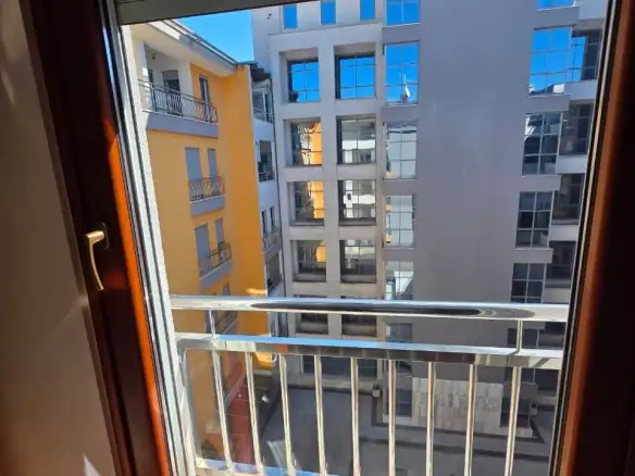 Jednosoban namješten stan u Pobrežju, Podgorica — fotografija 10