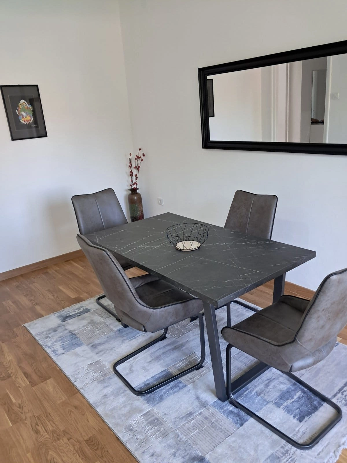 Jednosoban-stan-u-centru-Podgorice-izdavanje-1 Jednosoban stan 68 m² – Centar, Podgorica — fotografija 2