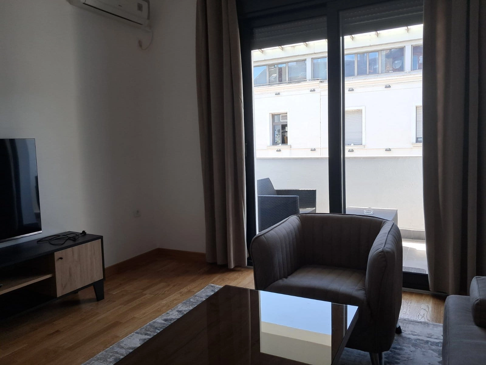 Jednosoban-stan-u-centru-Podgorice-izdavanje-4 Jednosoban stan 68 m² – Centar, Podgorica — fotografija 5
