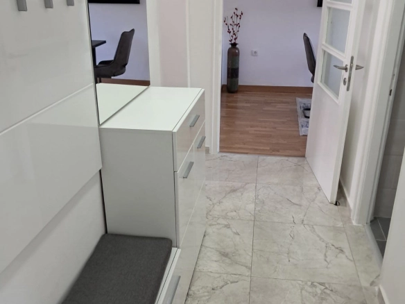 Jednosoban stan 68 m² – Centar, Podgorica — fotografija 10