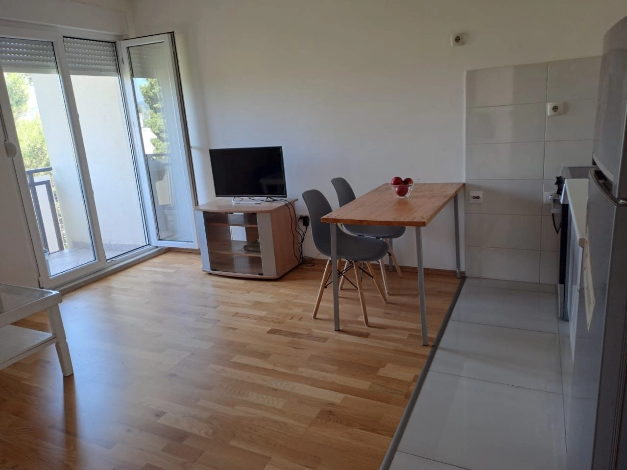 Garsonjera-25-m²-u-Zabjelu-Podgorica-1 Namještena garsonjera u Zabjelu, Podgorica — fotografija 2