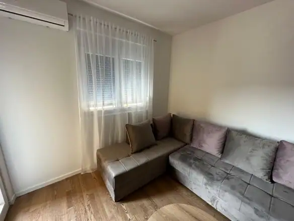Izdavanje: Jednosoban stan 44 m² – Pobrežje, Podgorica — fotografija 3