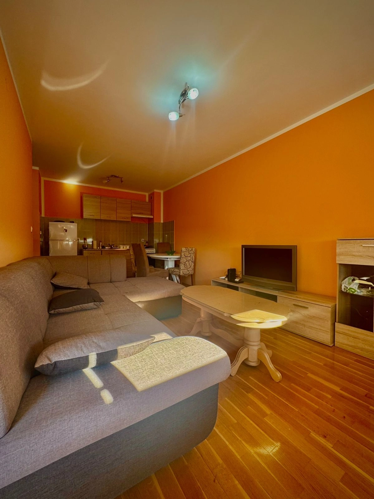 Jednosoban-stan-43-m²-u-Krivom-mostu-Podgorica-11 Jednosoban stan u Krivom mostu, Podgorica — fotografija 12