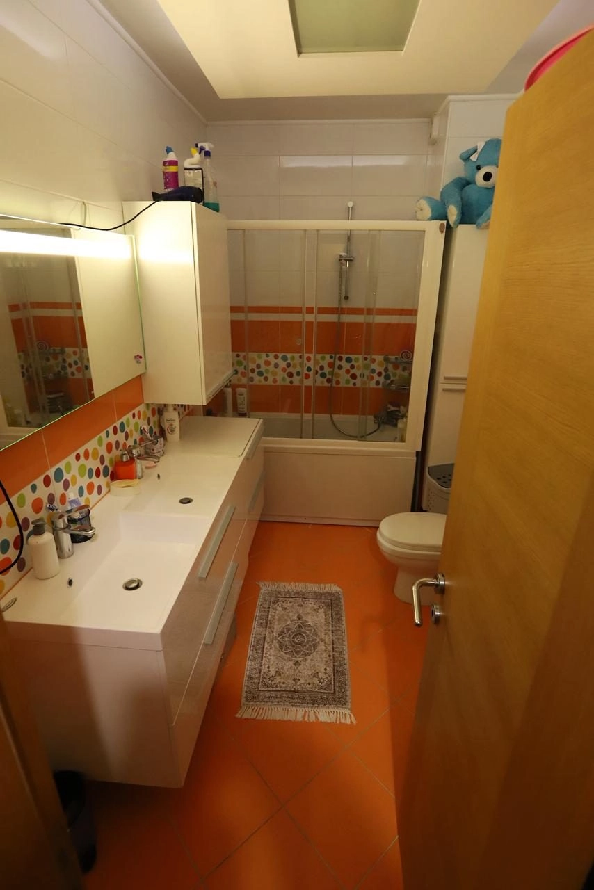 Trosoban-stan-u-centru-Podgorice-2 Trosoban stan 136 m² – Centar, Podgorica — fotografija 3
