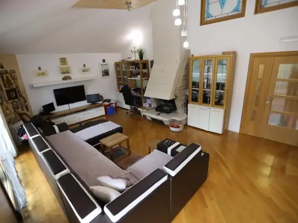 Trosoban stan 136 m² – Centar, Podgorica — fotografija 5