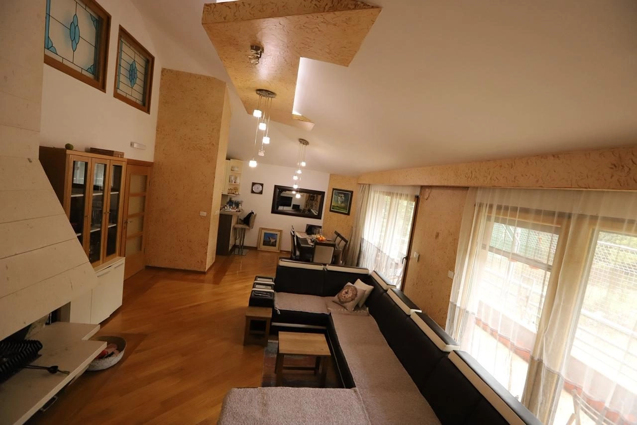 Trosoban-stan-u-centru-Podgorice-7 Trosoban stan 136 m² – Centar, Podgorica — fotografija 8