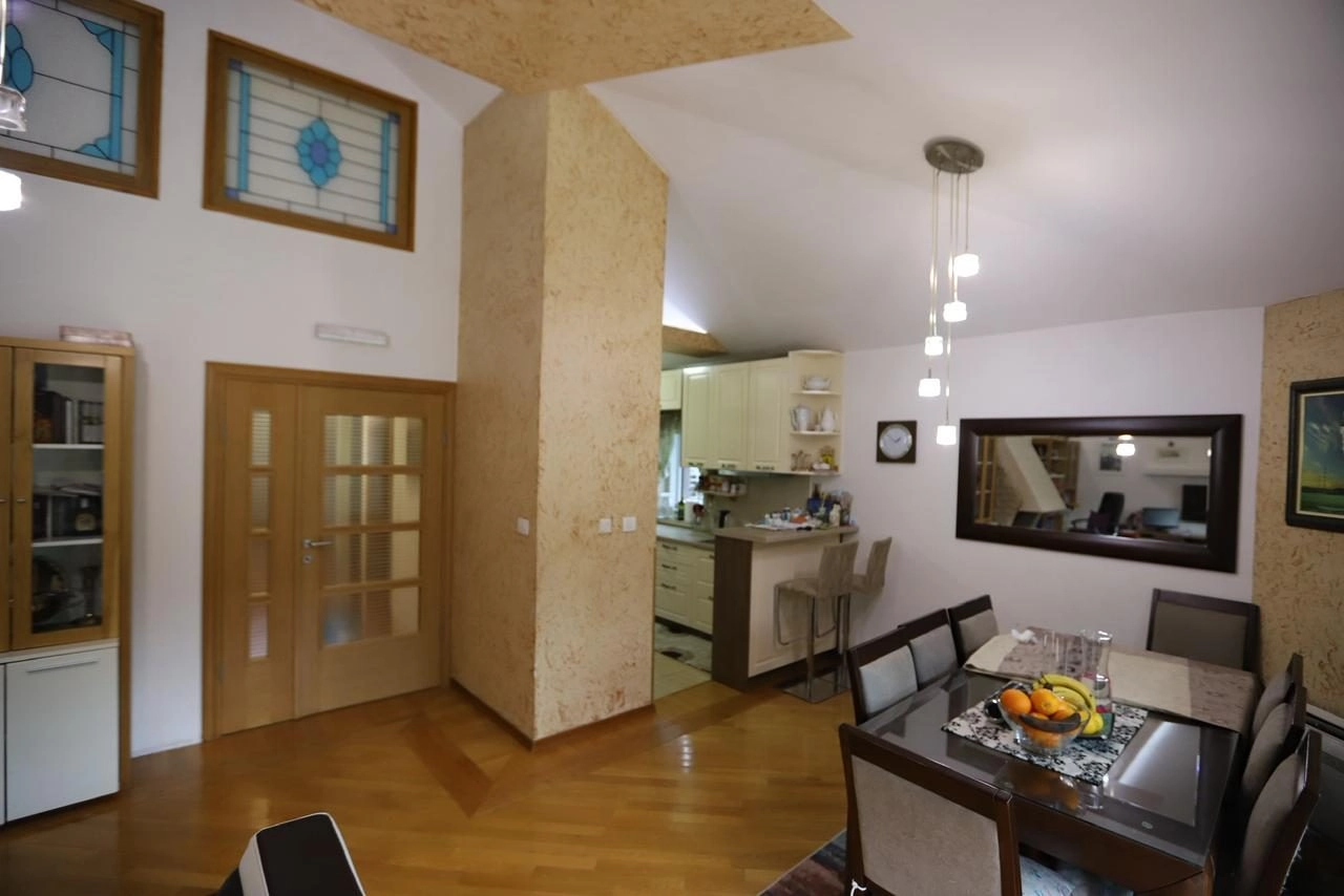 Trosoban-stan-u-centru-Podgorice-9 Trosoban stan 136 m² – Centar, Podgorica — fotografija 10