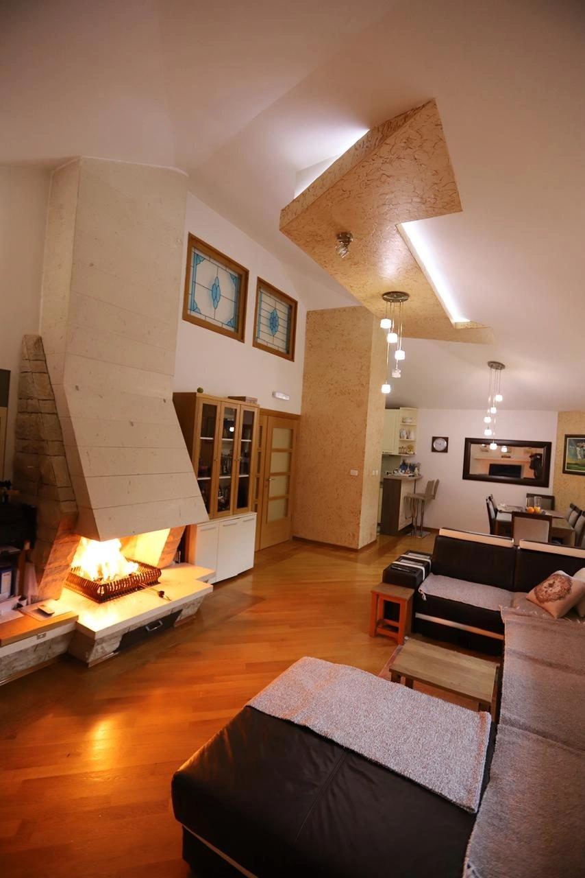 Trosoban-stan-u-centru-Podgorice-11 Trosoban stan 136 m² – Centar, Podgorica — fotografija 12