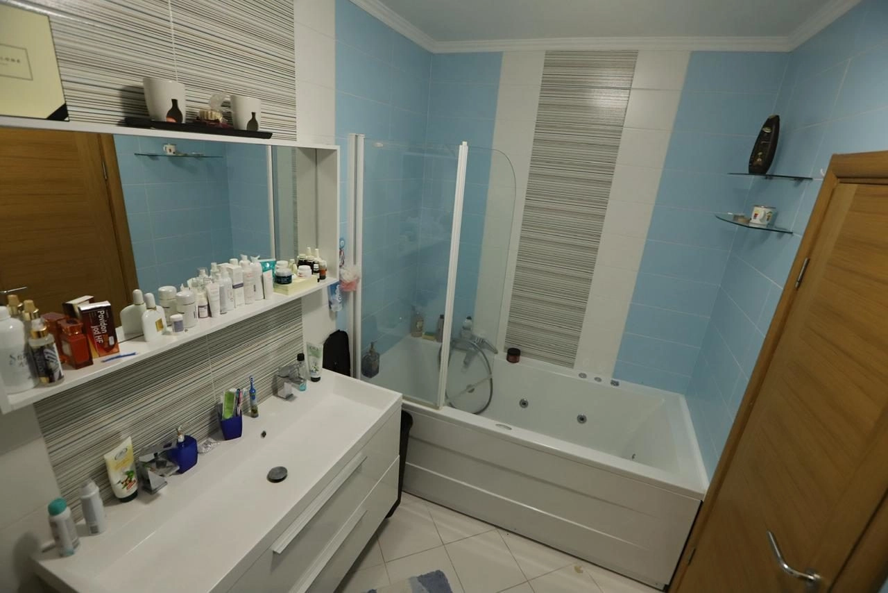 Trosoban-stan-u-centru-Podgorice-14 Trosoban stan 136 m² – Centar, Podgorica — fotografija 15