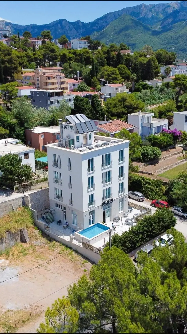 Hotel 735 m² – Bar — fotografija 7