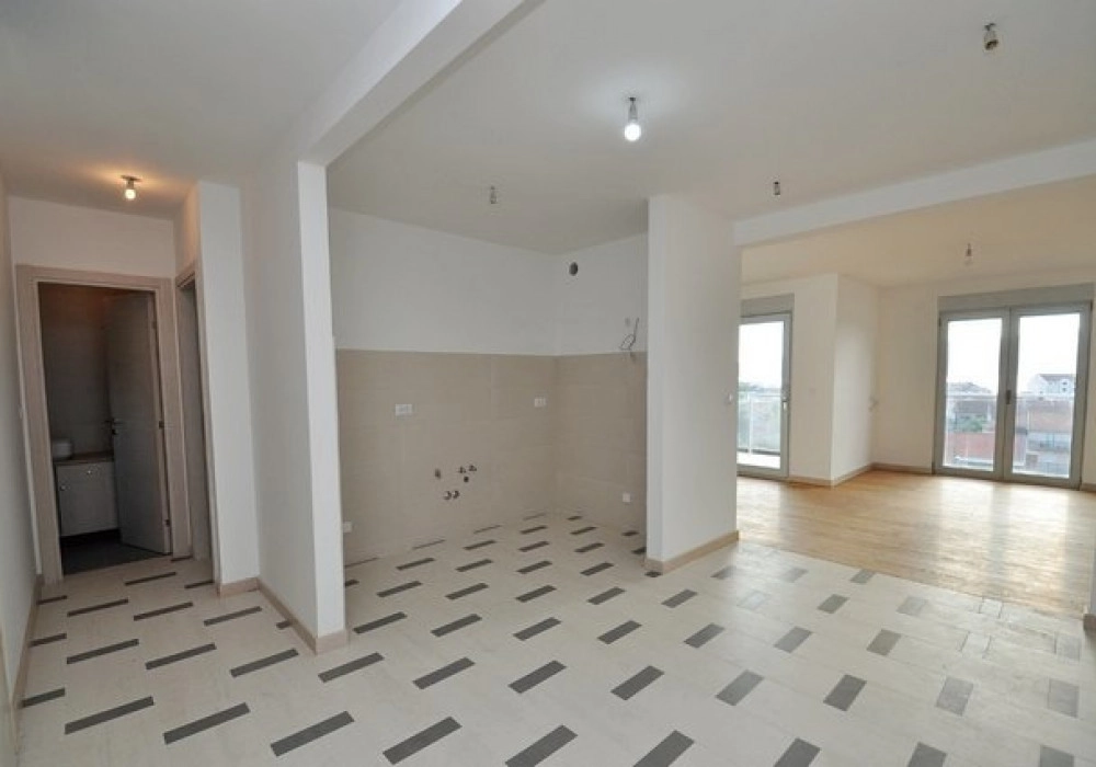 Trosoban-stan-u-novogradnji-Mazina-Tivat-1 Trosoban stan 89 m² – Mažina, Tivat — fotografija 2