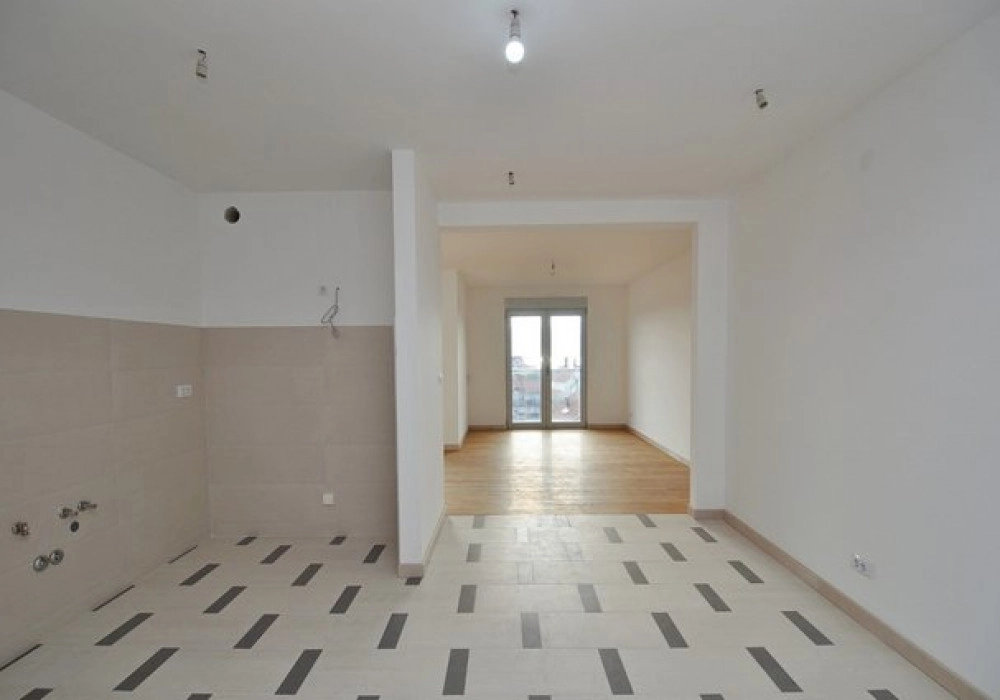 Trosoban-stan-u-novogradnji-Mazina-Tivat-2 Trosoban stan 89 m² – Mažina, Tivat — fotografija 3