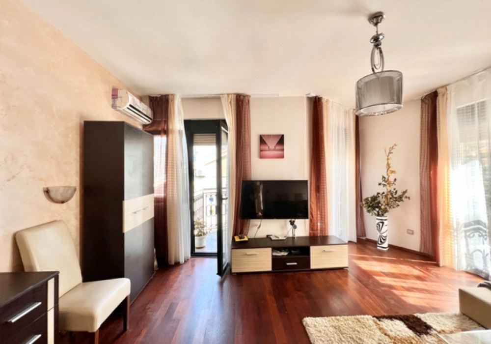 Dvosoban-stan-sa-pogledom-na-more-u-Dobroti-Kotor-1 Dvosoban stan 91 m² – Dobrota, Kotor — fotografija 2