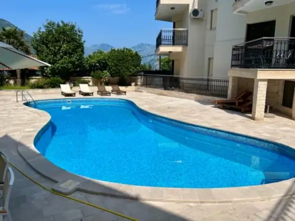 Dvosoban stan 91 m² – Dobrota, Kotor — fotografija 3