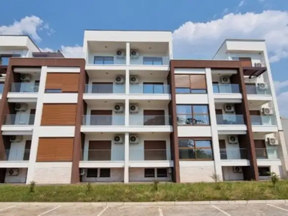 Dvosoban stan 72 m² – Dobrota, Kotor — fotografija 4