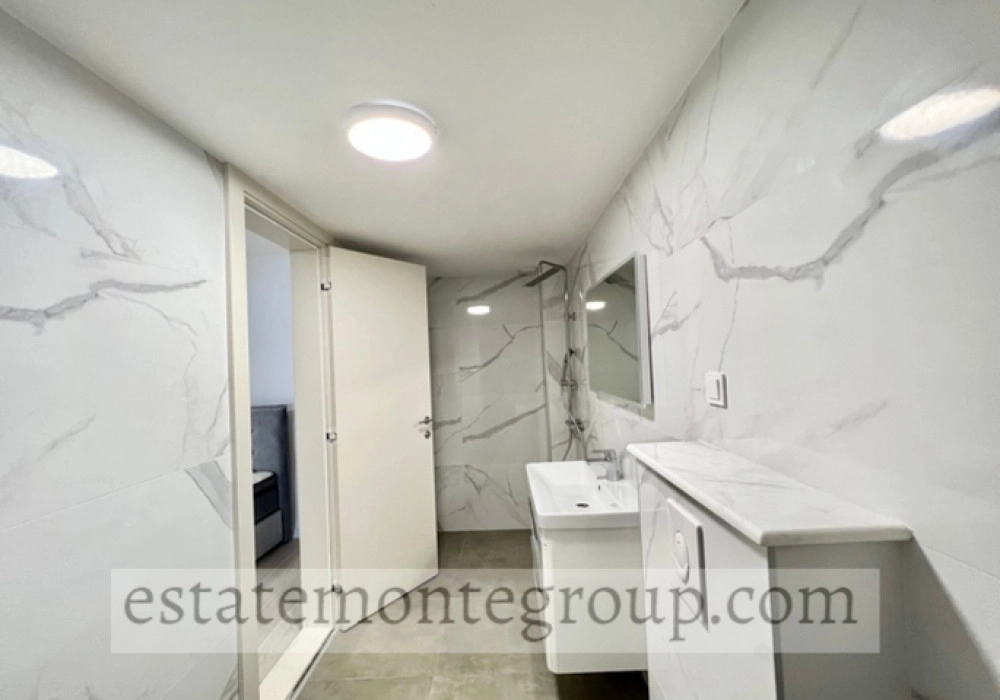 Jednosoban-stan-u-novogradnji-Komosevina-Budva-7 Jednosoban stan 76 m² – Komoševina, Budva — fotografija 8