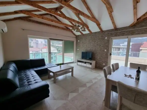 Trosoban stan 106 m² – Bečići, Budva — fotografija 2