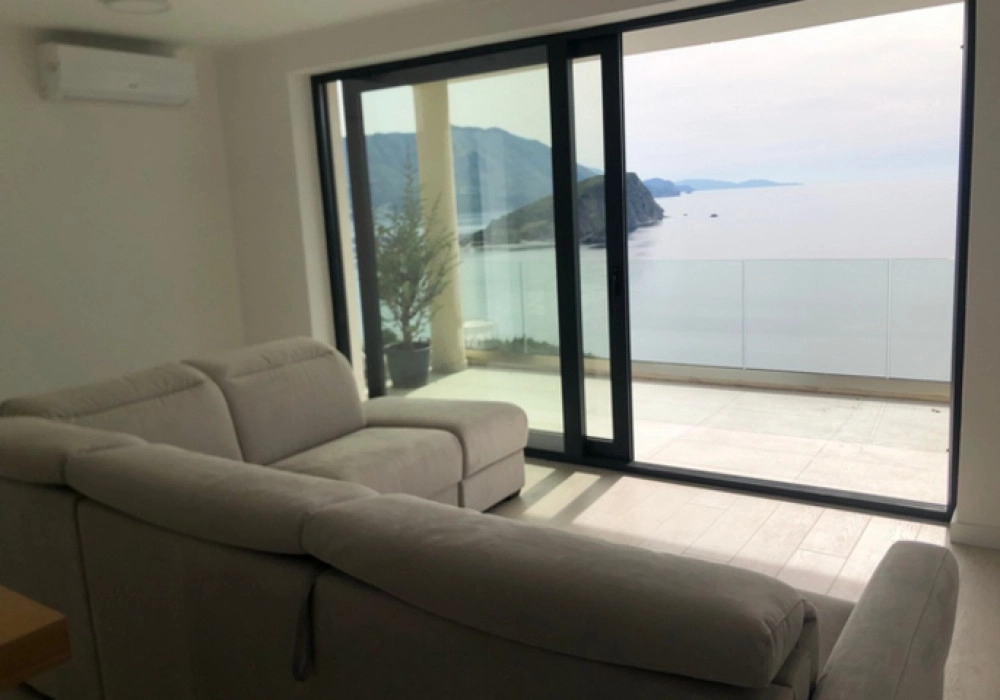 Stan-u-novogradnji-sa-bazenom-Komosevina-Budva-1 Stan 68 m² – Komoševina, Budva — fotografija 2
