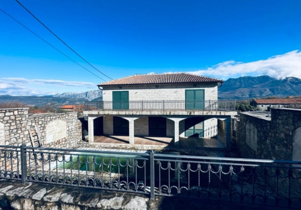 Kuća – Kavač, Tivat — fotografija 12