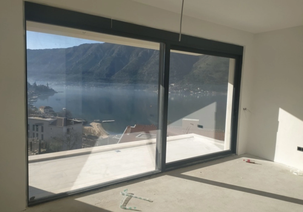 Dvosoban stan 79 m² – Dobrota, Kotor — fotografija 4